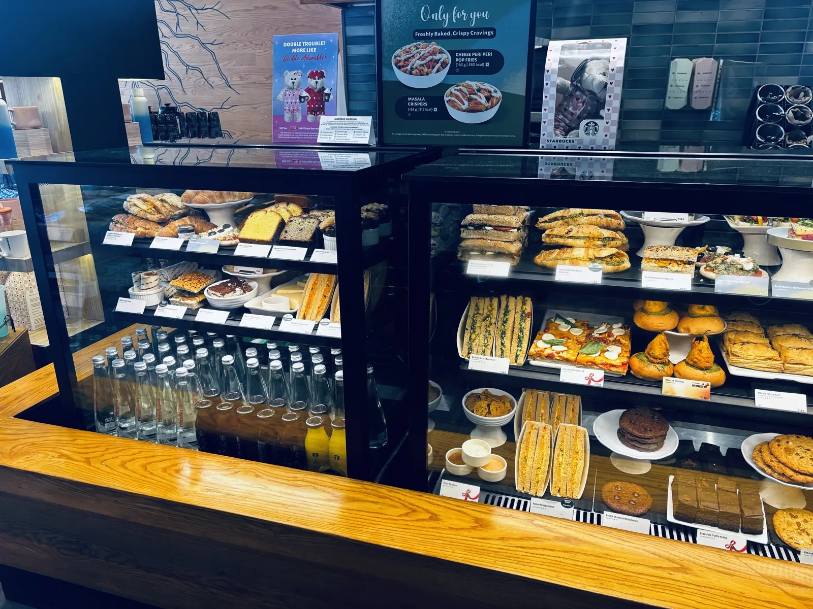 インドのスターバックスのフードのショーケース