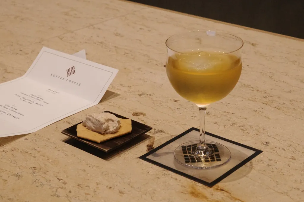 締めのモクテルとコーヒーチーズ